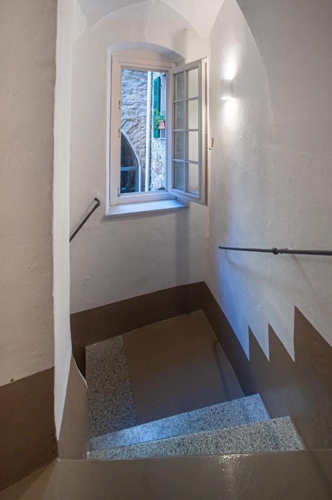 La Torre Di Gaia Apartment โดลเชอักกวา ภายนอก รูปภาพ